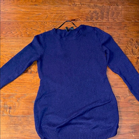 Navy blue sweater - Picture 1 of 1